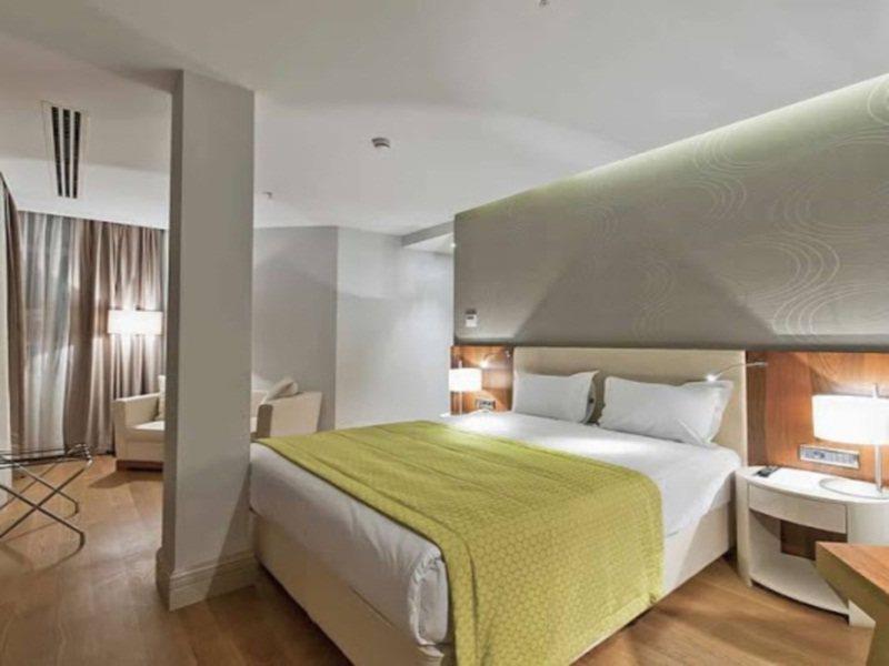 Four Points Flex By Sheraton Taksim Square Istanboel