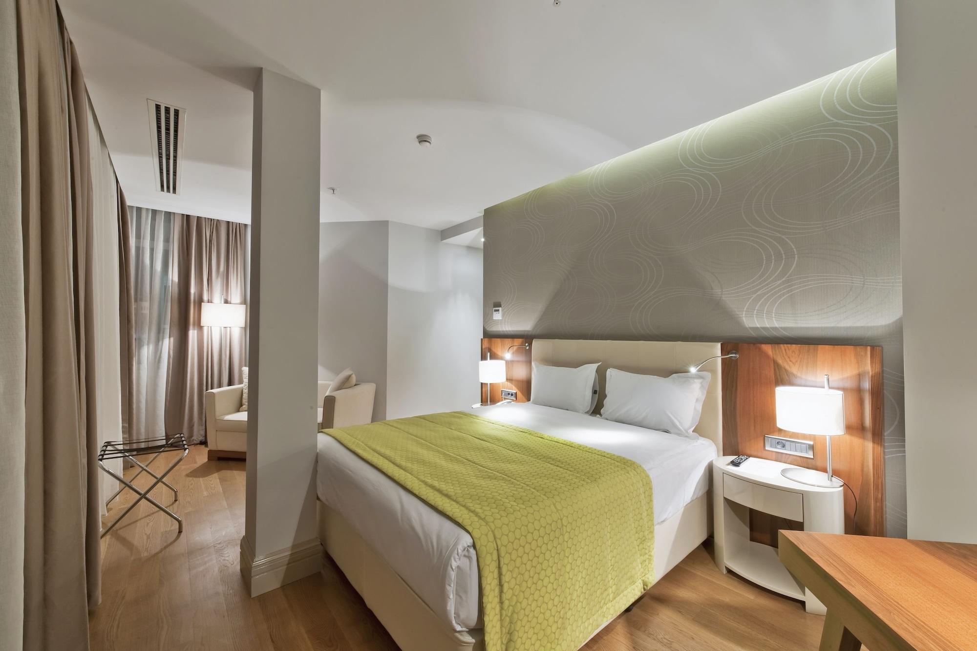 Four Points Flex By Sheraton Taksim Square Stambuł