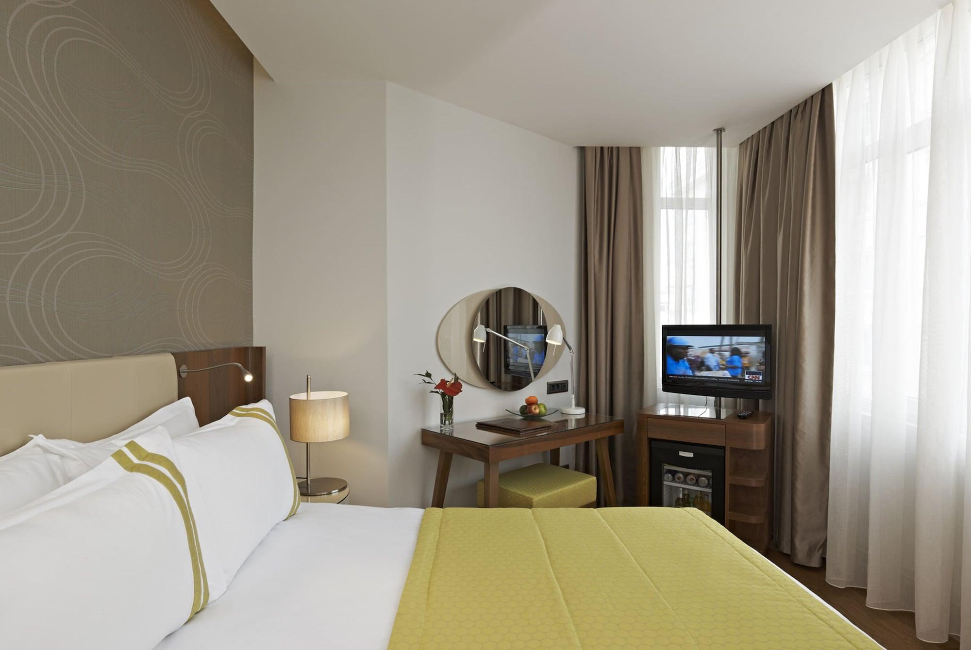 Four Points Flex By Sheraton Taksim Square Stambuł